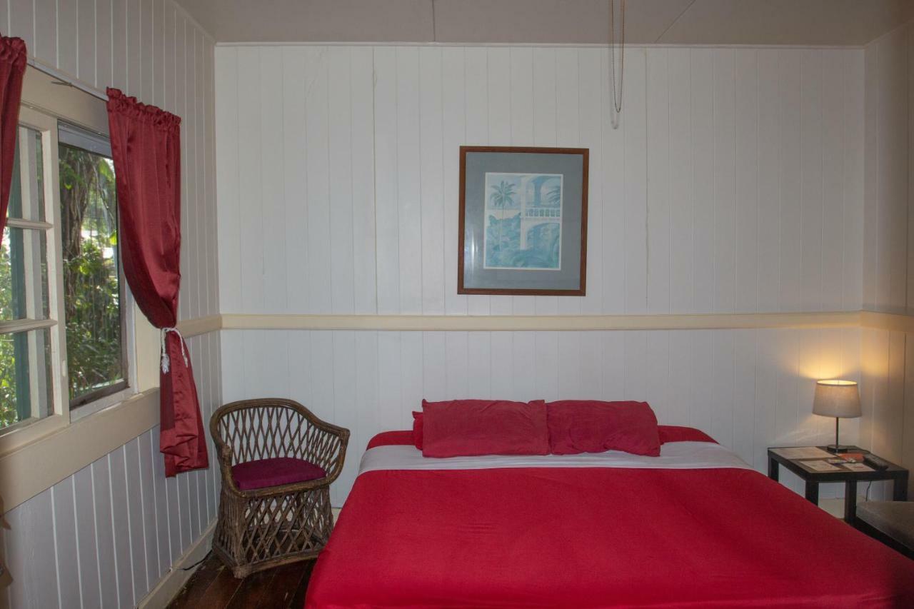 Wild Ginger Inn Hotel & Hostel ヒロ エクステリア 写真